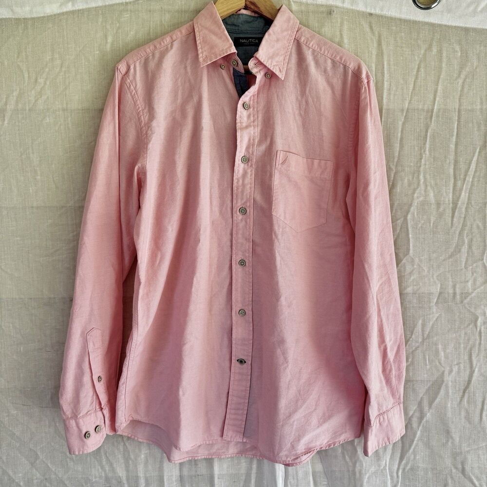Nautica Men's Medium Pink Oxford Long Sleeve Button Down Shirt Blue Chambray